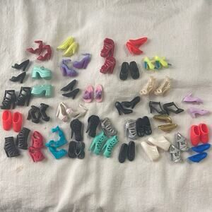 Fashion Doll Shoes Lot 33 Pair Barbie Assorted Color Style Heels Pumps Slippers